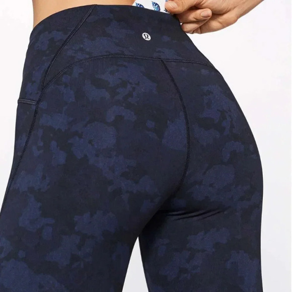 Lululemon Train Times Crop Camouflaged Midnight Navy Black W6AK0S Leggings 6 - Picture 4 of 11